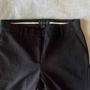 Ann Taylor - High Waist Ankle Pant - Curvy Fit - Size 4 - Black